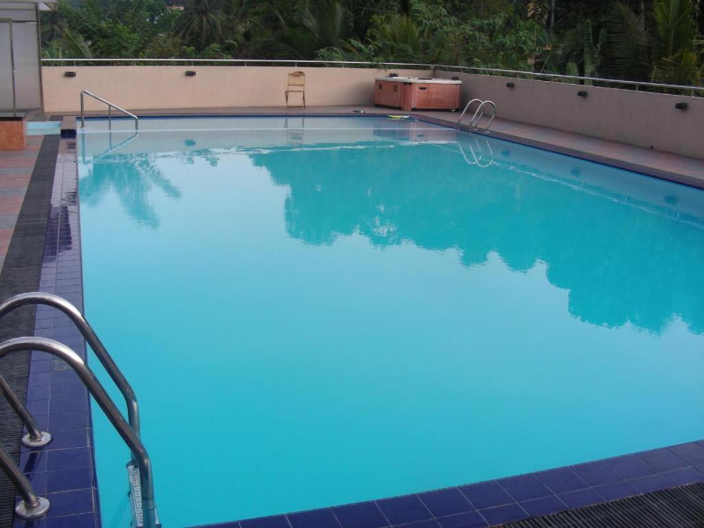 Devon Hotel Kandy Bagian luar foto