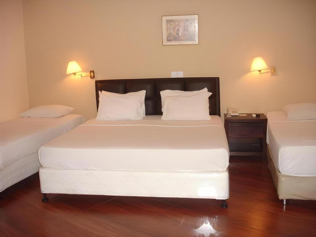 Devon Hotel Kandy Bagian luar foto