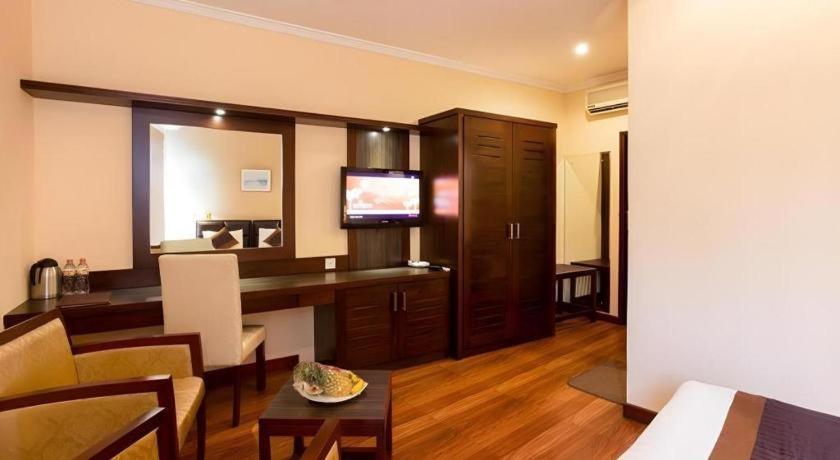 Devon Hotel Kandy Bagian luar foto