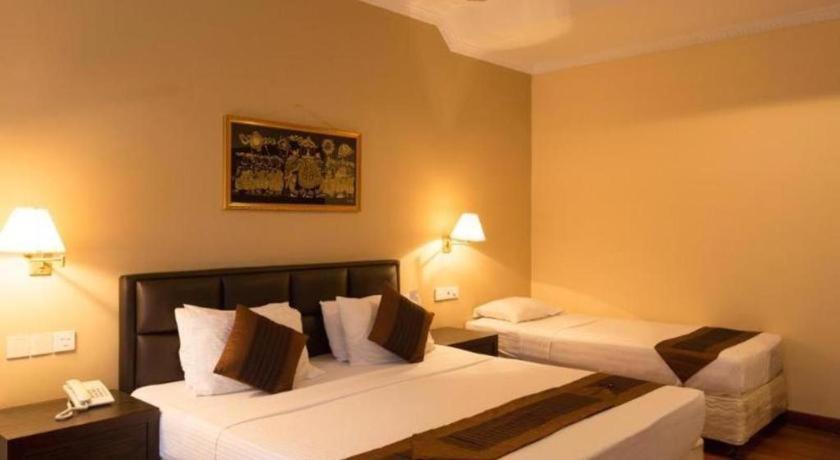 Devon Hotel Kandy Bagian luar foto