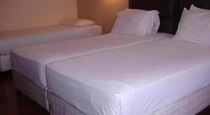 Devon Hotel Kandy Bagian luar foto