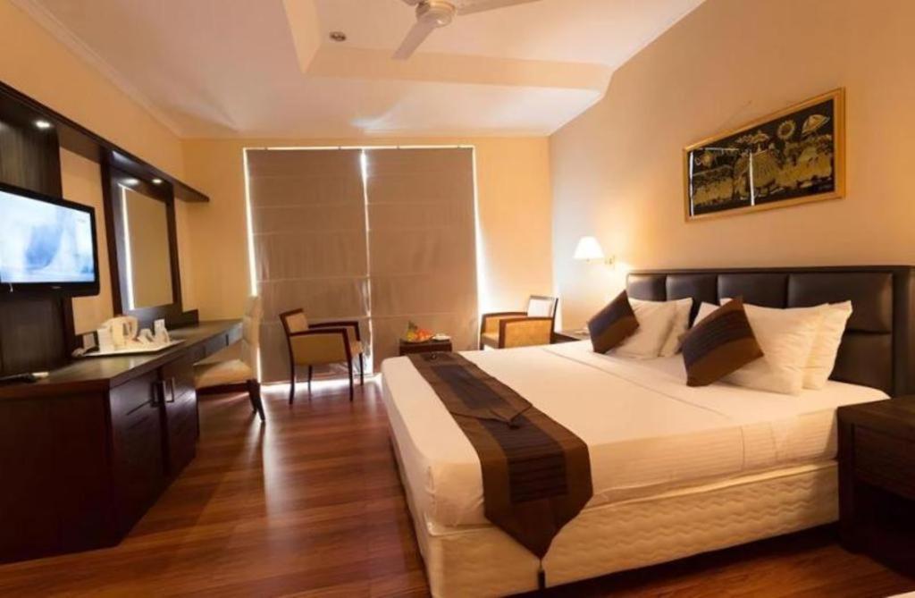 Devon Hotel Kandy Bagian luar foto
