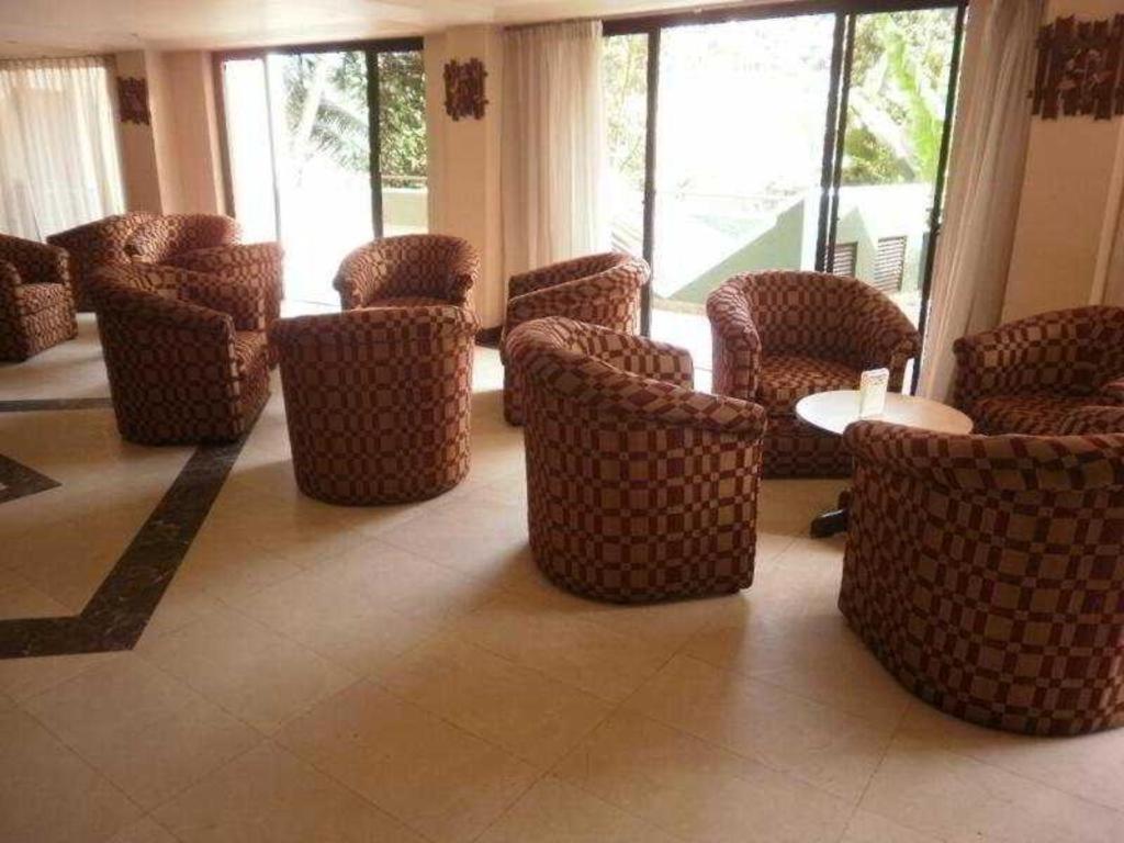 Devon Hotel Kandy Bagian luar foto